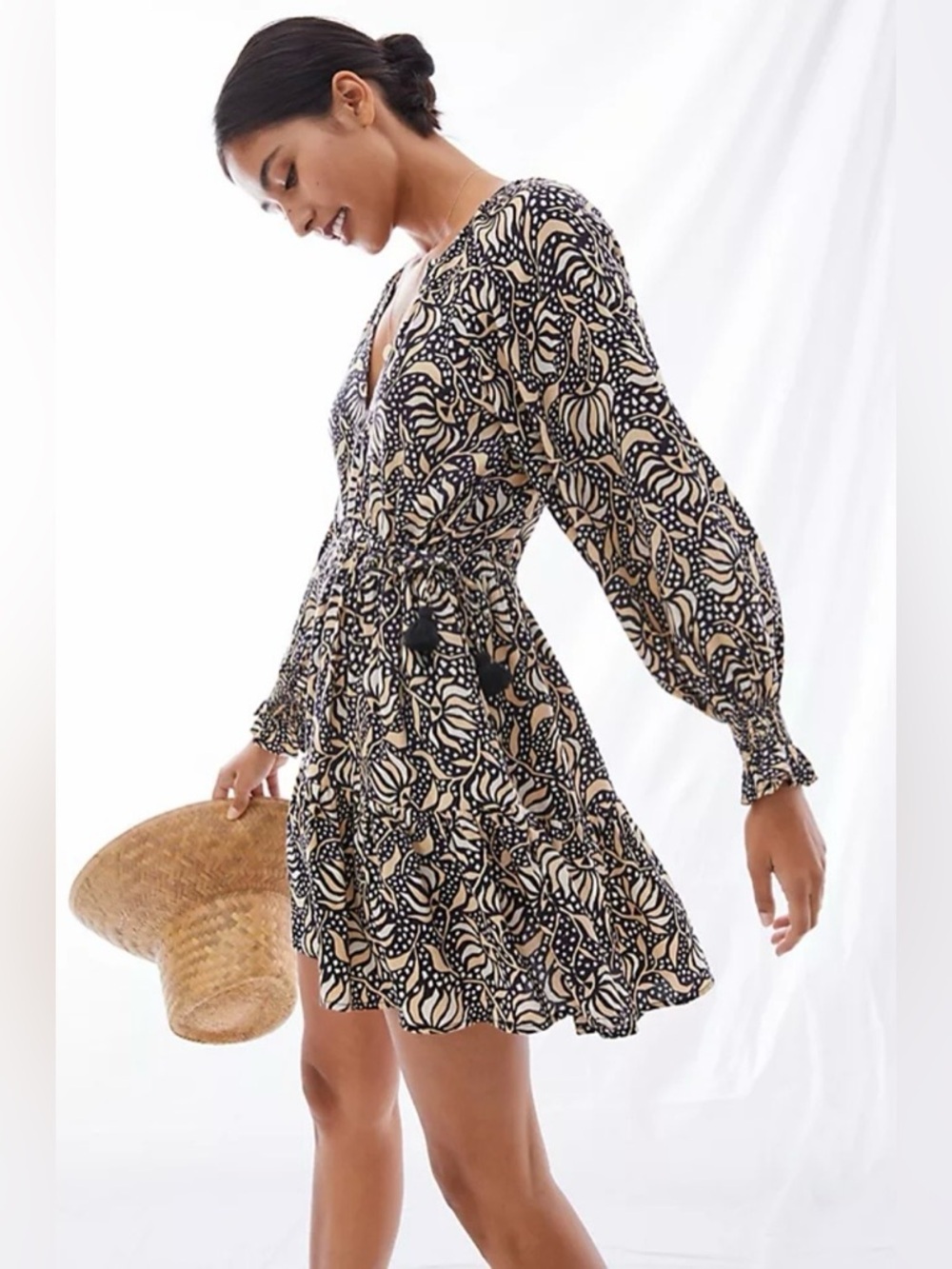 OMIKA Anthropologie rae floral wrap dress size large NWOT